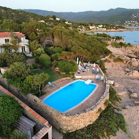 Exceptionnel Pieds Dans L'eau Piscine Privee 5 Chambres, 500 M D'isolella * Pietrosella